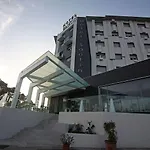 桑丁酒店 3*