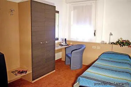 Santin بوردينوني